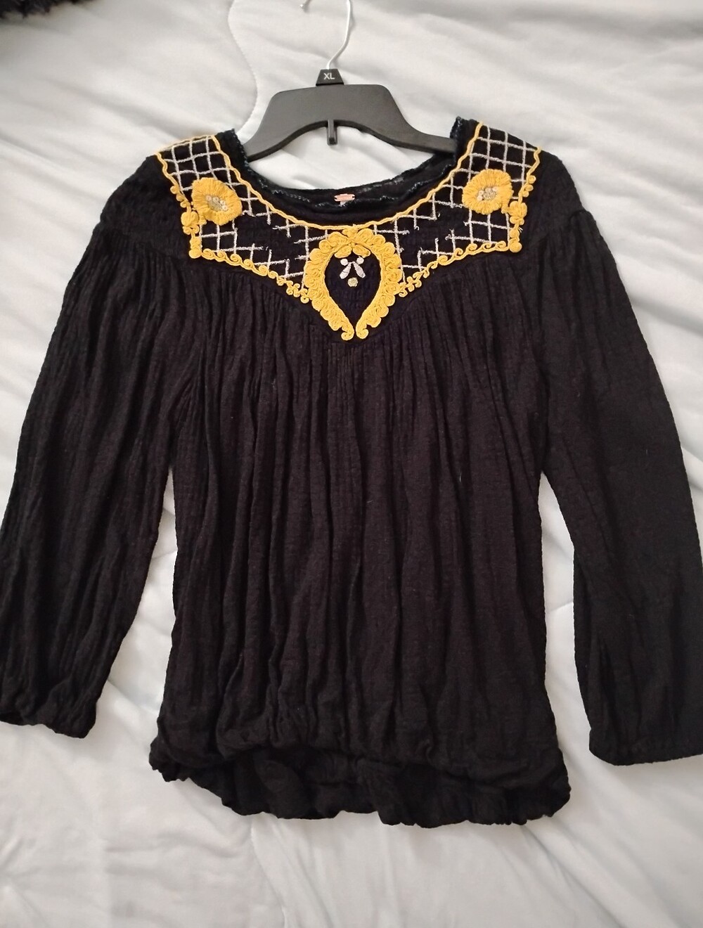 FREE PEOPLE "Begonia" Linen Embroidered Blouse Shirt Women's Size Small